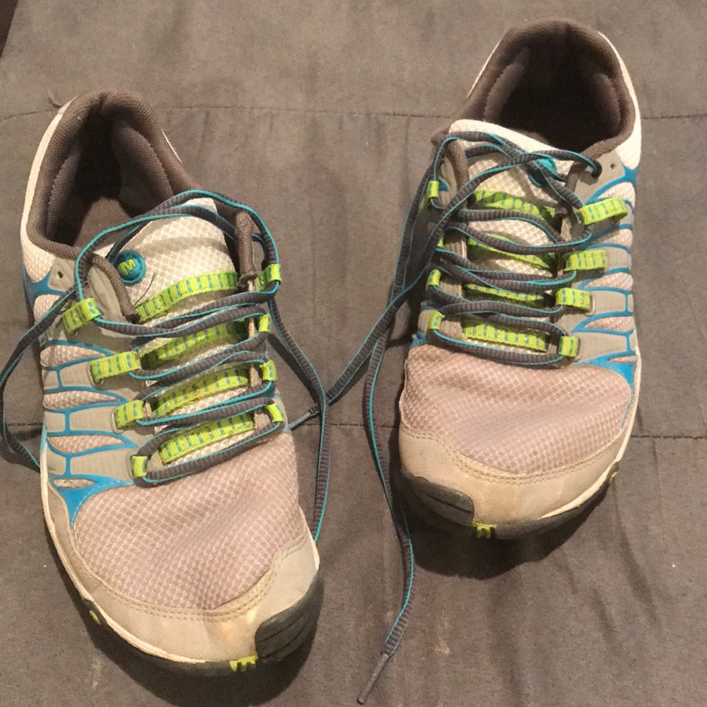 Merrill Select Grip Sole tennis shoes size 8